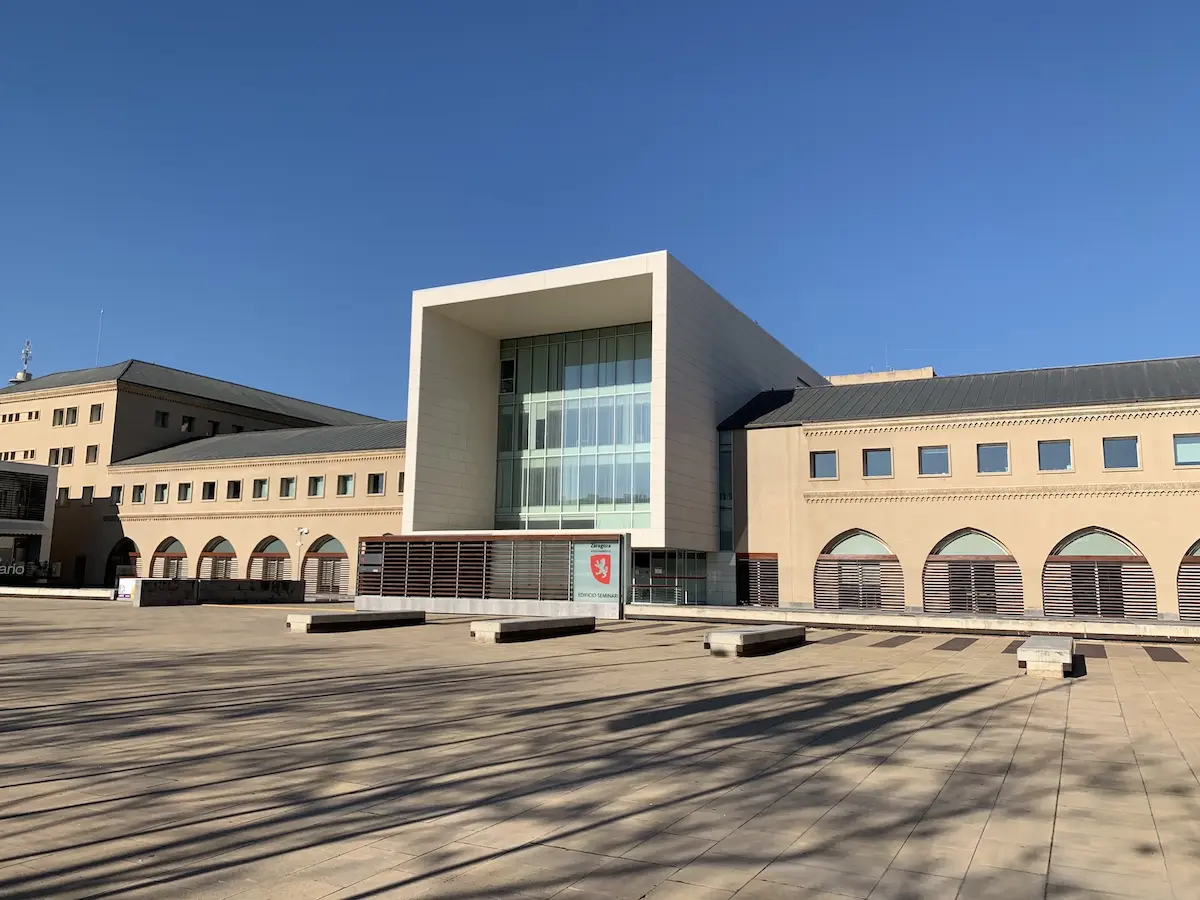 foto del ayuntamiento de zaragoza ayuntamiento de zaragoza oposiciones a auxiliar administrativo