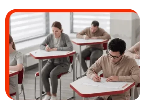 personas estudiando